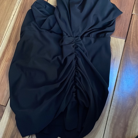 Black top - Picture 2 of 2